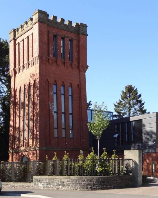 Luxury Water Tower I Roof Bar I Cinema Cardiff Exterior foto